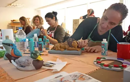 Antalya'da geleneksel sanat kursları meslek edinme fırsatı sunuyor