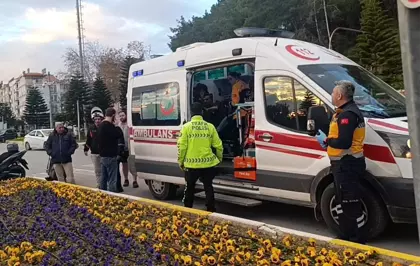 İki motosiklet çarpıştı: 1 yaralı