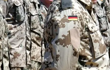 Almanya'dan geri adım: Trump'ın yüzde 10'luk vergisinden sonra Grönland'daki askerler geri çekildi