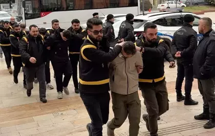 Akraba Pazarcılar Arasında Silahlı Kavga: 5 Tutuklama