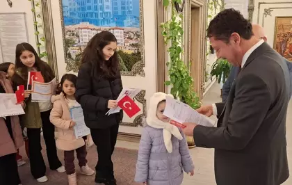 Beypazarı Belediyesinden çocuklara karne hediyesi