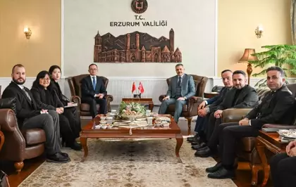 Çin'in Ankara Büyükelçisi Ciang Şüebin Erzurum'da ziyaretlerde bulundu