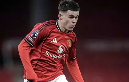 Efsane ismin oğlu Manchester United U18 ile ilk resmi maçına çıktı