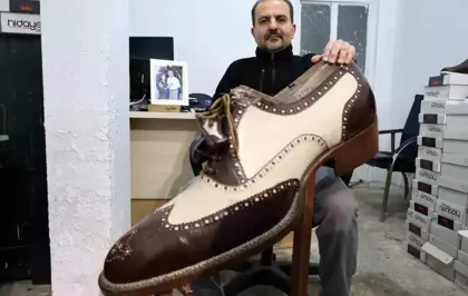 6 Şubat depreminde 10 yakınını kaybedip Aksaray'a yerleşen ayakkabı imalatçısı Şükrü Levent Okurlar o sabahı anlattı