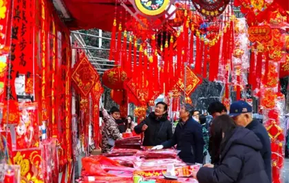 Albüm: Çin'de Yeni Yıl Öncesi Alışveriş Yoğunluğu Arttı