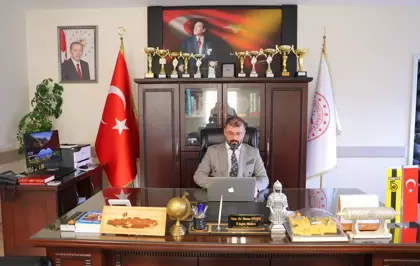 Bayburt Sağlık Müdürü Sivlim, AA'nın ''Yılın Kareleri'' oylamasına katıldı