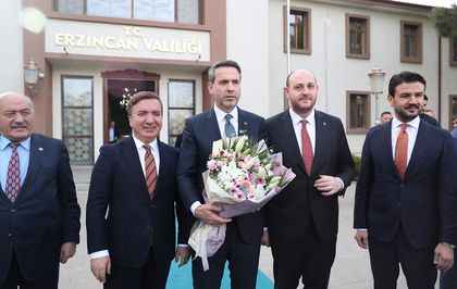 Bakan Bayraktar, AK Parti Erzincan İl Başkanlığı ziyaretinde konuştu Açıklaması