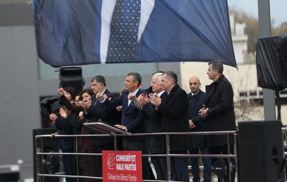 CHP Genel Başkanı Özel, Çanakkale'de ''Millet İradesine Sahip Çıkıyor'' mitinginde konuştu Açıklaması