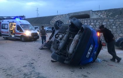Çorum'da cipin devrildiği kazada 3 kişi yaralandı