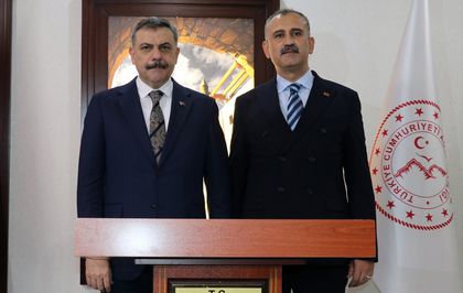 İçişleri Bakanı Çiftçi, Ağrı'da ziyaretlerde bulundu