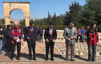 Mardin'de Şehitlikler İçin Temizlik ve Bakım Çalışması