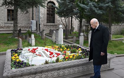 MHP Genel Başkanı Bahçeli, Muhsin Yazıcıoğlu'nun kabrini ziyaret etti