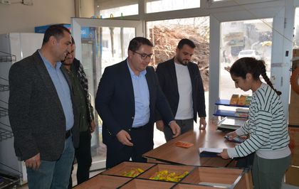 Şırnak'ta hayırsever iş adamı, veresiye defterlerindeki 200 bin liralık borcu kapattı
