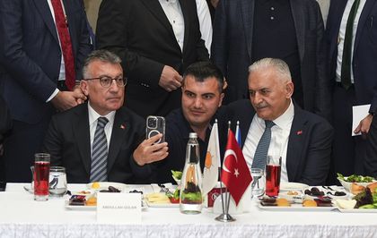 Türk Devletleri Teşkilatı (TDT) Aksakallar Konseyi Başkanı Yıldırım, İzmir'de konuştu Açıklaması