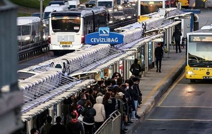 İstanbul'da toplu taşımaya zam mı geldi? Yeni akbil ücretleri belli oldu mu, otobüs, minibüs, taksi, Marmaray, metro, metrobüs ücreti ne kadar oldu?
