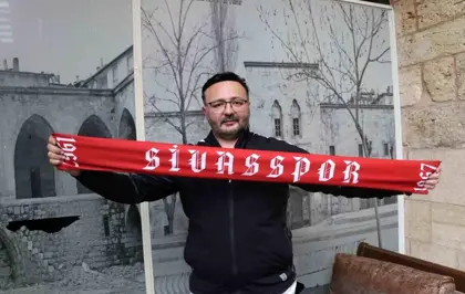 Sevgililer gününde eşini yalnız bırakıp Sivasspor'u seçti