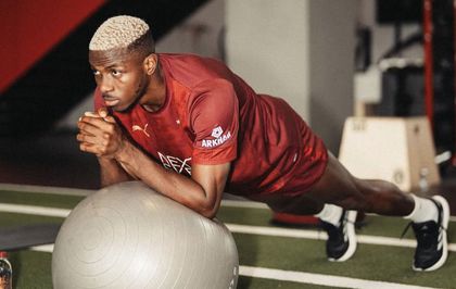 Galatasaray'a Osimhen'den müjde
