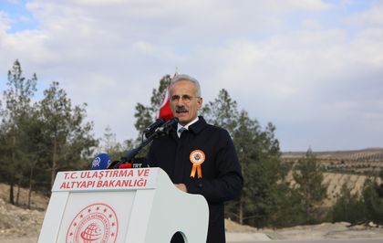 Bakan Uraloğlu: Barış, itidal ve diyalog önceliğimiz