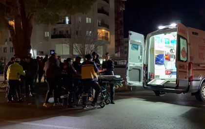Kamyonetle çarpışan motosikletli yaralandı