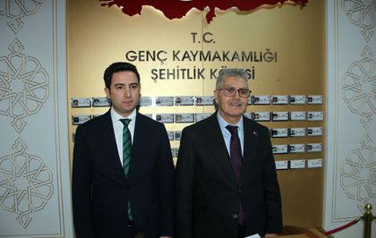 Bingöl Valisi Çelik, 20 yıl sonra görev yaptığı Genç ilçesini ziyaret etti