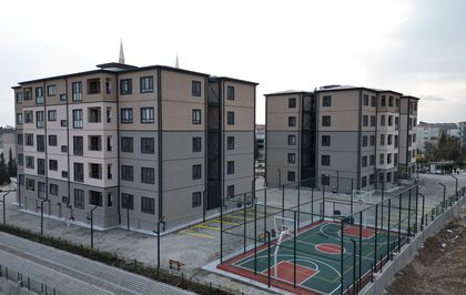 İş Bankası, deprem bölgesinde çalışanları için lojmanlar inşa etti