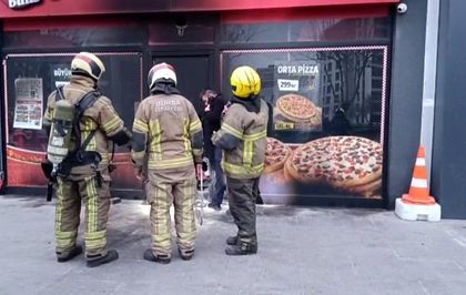 ''Maaşları ödemedi'' diye 2 işletmeyi benzin döküp yakmış