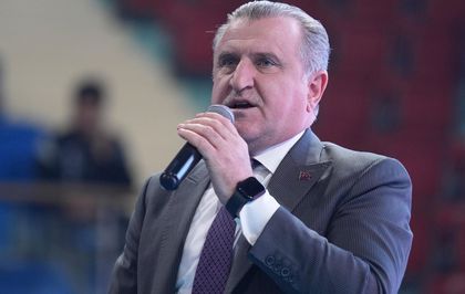 Arda Güler'in muhteşem golünü Bakan Osman Aşkın Bak da kayıtsız kalamadı