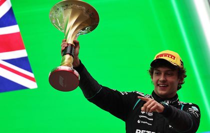 Tarihi zafer! Çin Grand Prix'sini Kimi Antonelli kazandı