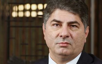 Hakan Safi kimdir, nereli? Hakan Safi'nin serveti ne kadar, ne iş yapıyor?