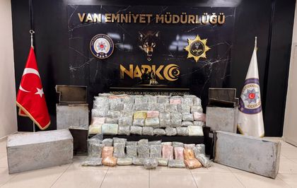 Van'da 68 kilo 500 gram skunk ele geçirildi, 4 şüpheli tutuklandı