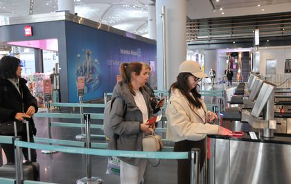 İstanbul'daki iki havalimanında arife yoğunluğu; 2 bin 281 uçuş gerçekleşecek