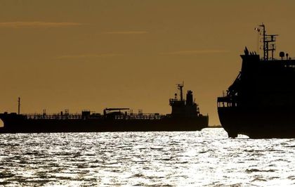 Enerji krizi: ABD İran'ın bazı petrol ürünlerine yaptırımları kaldırdı