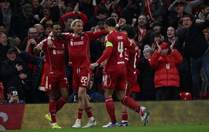 Liverpool'un maçı trafik kazası nedeniyle geç başladı