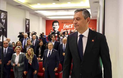 CHP Genel Başkanı Özel: ''Trump ve Netanyahu ikilisinin bölgemizi kana bulamasına karşı duruyoruz''
