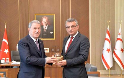 KKTC Cumhurbaşkanı Erhürman, TBMM Milli Savunma Komisyonu Başkanı Akar'ı kabul etti