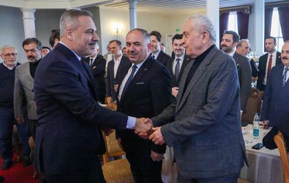 Bakan Fidan, Filistin'e Destek Platformu üyeleriyle bir araya geldi