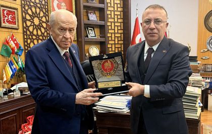 İzzet Ulvi Yönter'in istifası sonrası Bahçeli'den ilk açıklama