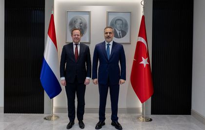 Bakan Fidan, Hollandalı mevkidaşı Van Weel ile görüştü