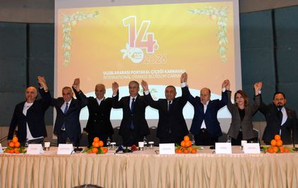 Adana'daki Uluslararası Portakal Çiçeği Karnavalı'nda Yağış ve Çöl Tozu Etkisi