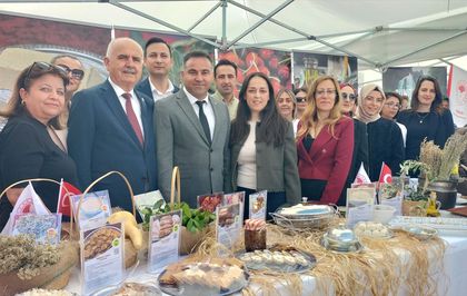 Antalya'daki Robot Yarışması'nda Manavgat'ın coğrafi işaretli ürünleri tanıtıldı