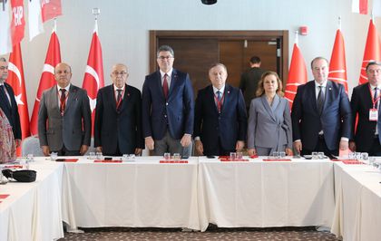 CHP Genel Başkan yardımcıları Aytekin ve Zeybek, Karabük'te toplantıya katıldı