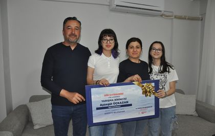 Manisalı lise öğrencisi şiiriyle Türkiye birincisi oldu