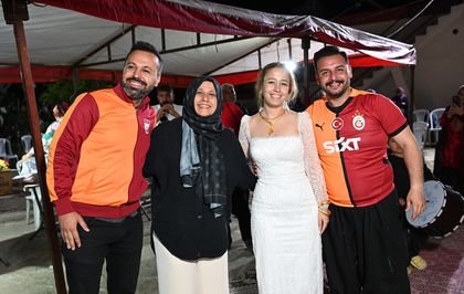 Osmaniye'de düğünde Galatasaray'ın şampiyonluk coşkusu yaşandı
