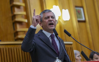 Özgür Özel: Ara seçim erken seçimi getirecek
