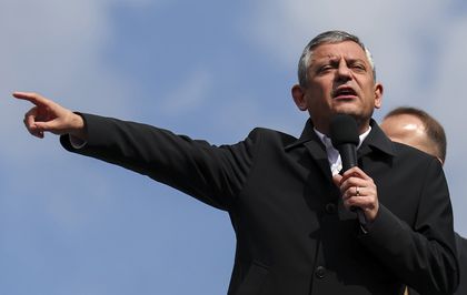 Özgür Özel’in Nevşehir hamlesi tartışma yarattı: ''Kendi memleketi'' sözü ters tepti!