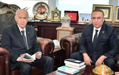 İzzet Ulvi Yönter önce paylaştı sonra sildi! MHP'ye mesaj mı verdi?