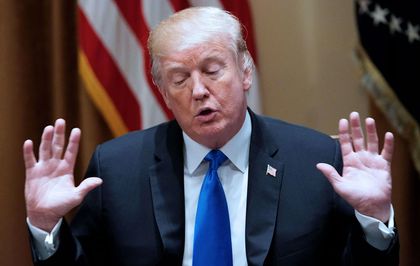 Trump, kendisinin Hazreti İsa gibi tasvir edildiği görseli sildi