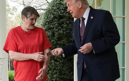 Trump siparişini getiren kuryeye 4 bin 500 lira bahşiş verdi