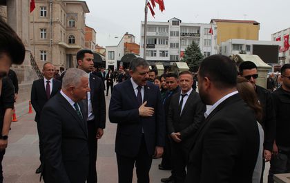 Bakan Çiftçi, Aksaray'da ziyaretlerde bulundu