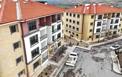 Nevşehir'de TOKİ konutları hak sahiplerine teslim edildi